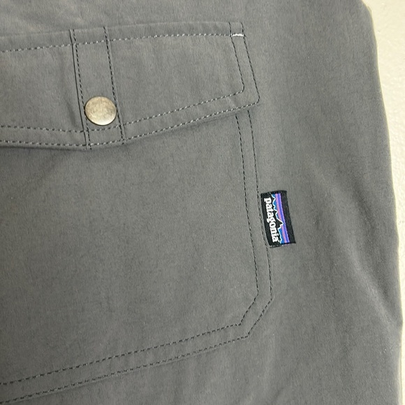 Patagonia Sports Shorts Size 8 - Picture 3 of 11